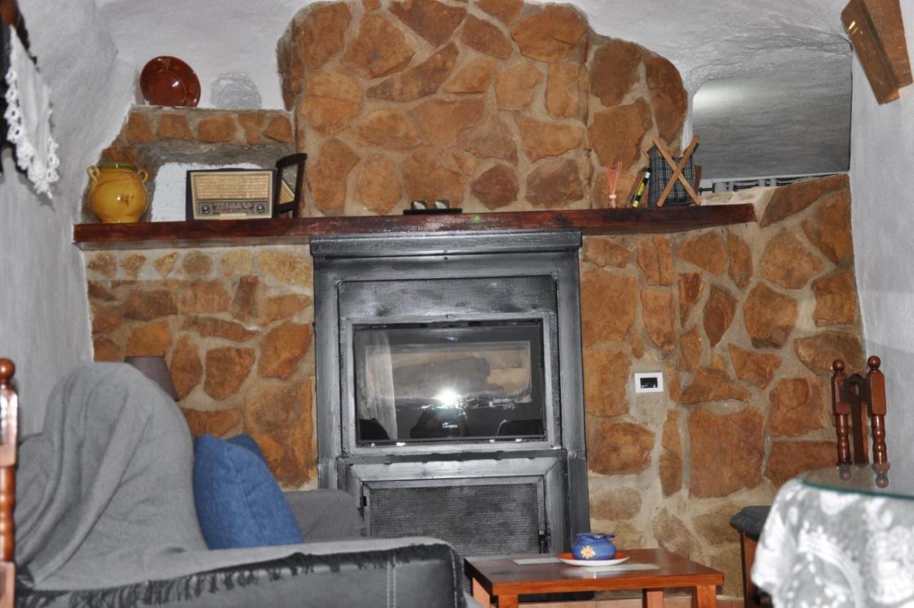 Casa Cueva El Almendro Guest House Pegalajar Eksteriør bilde